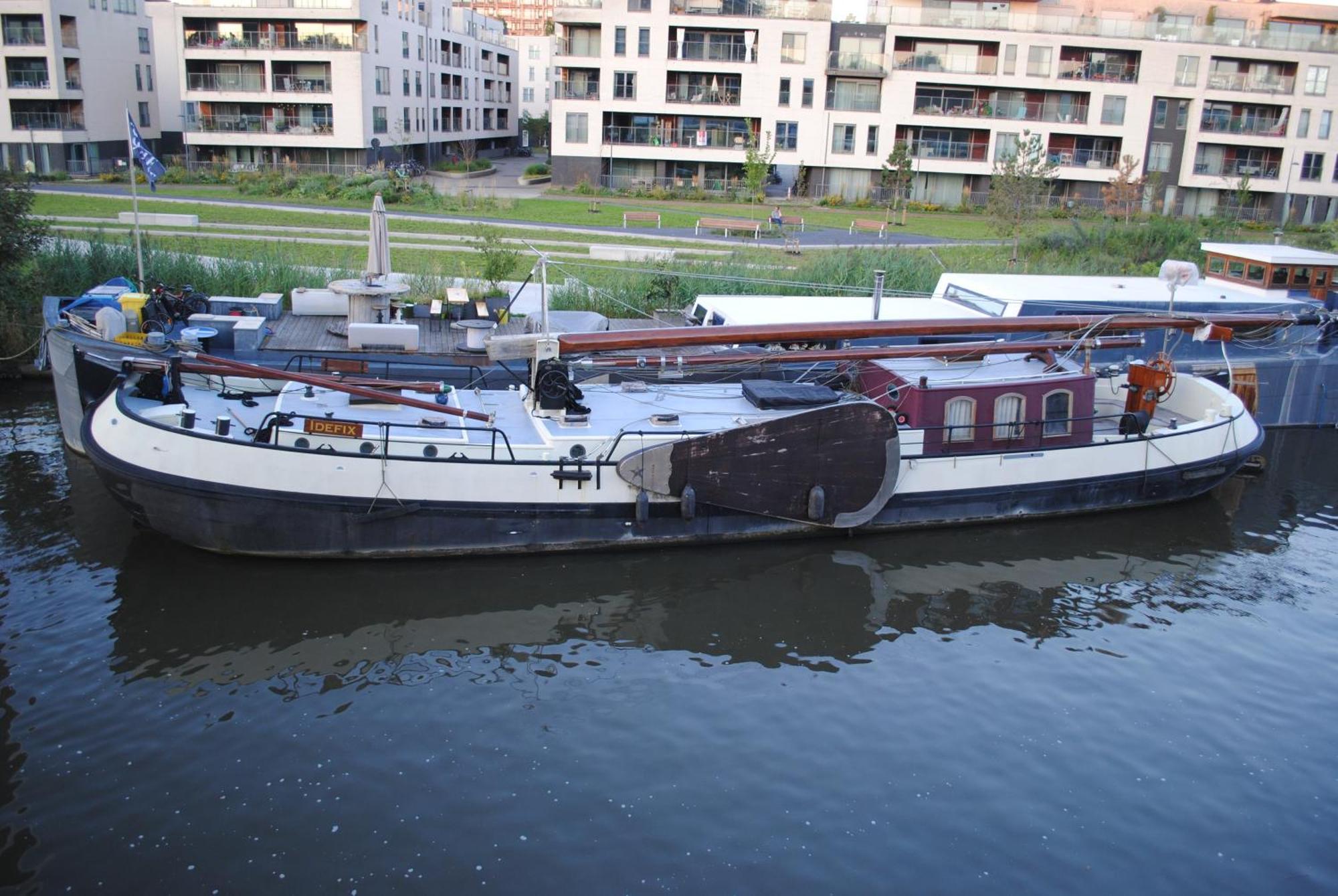 Boat & Breakfast Bellevue Ξενοδοχείο Γάνδη Εξωτερικό φωτογραφία
